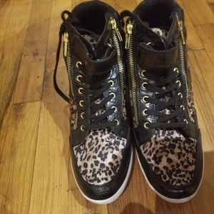 Stylish black and brown leopard sneakers